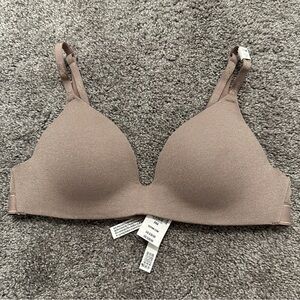 Seamless Victoria’s Secret Push Up Bra